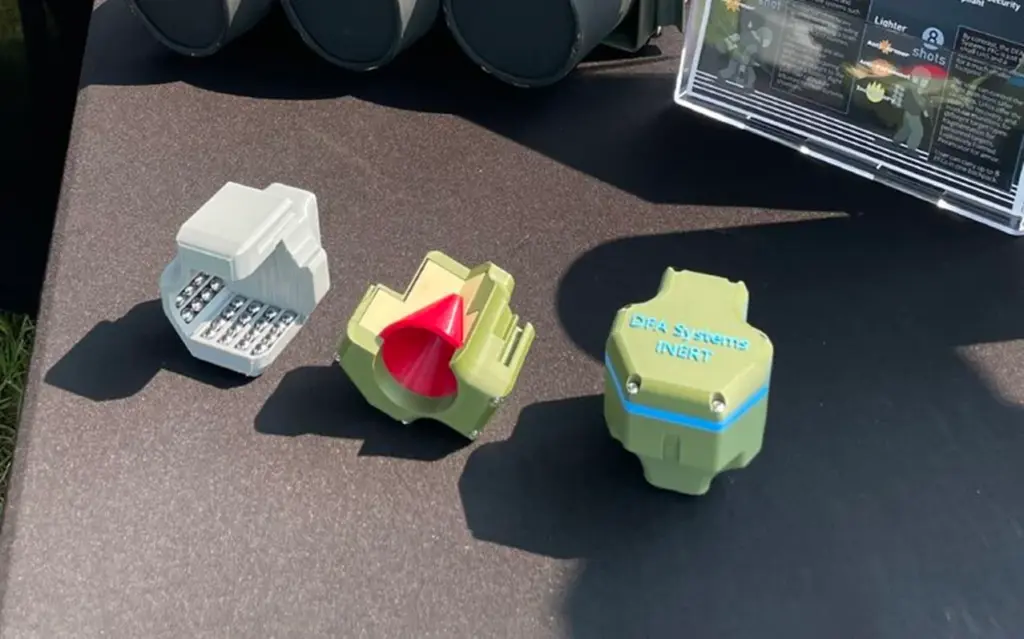 США тестують новий тип зброї: “літаюча граната” для піхоти