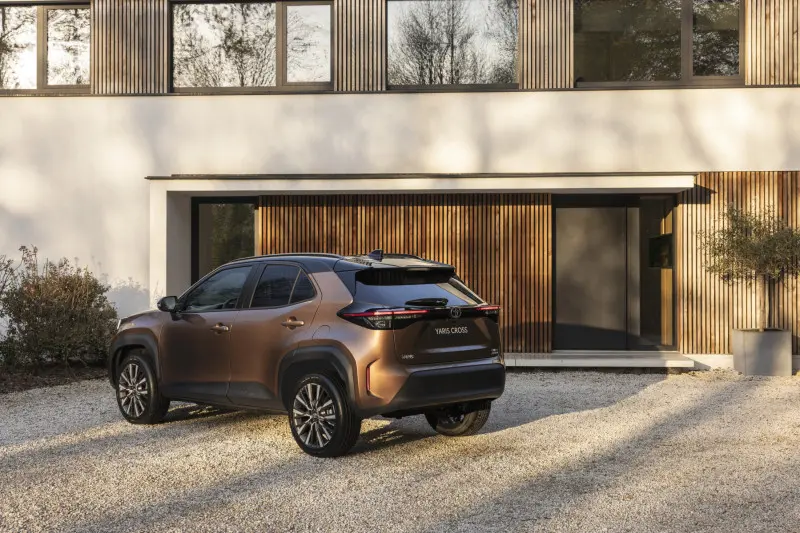 Toyota оновила популярний кросовер: витрата 4,5 л на 100 км