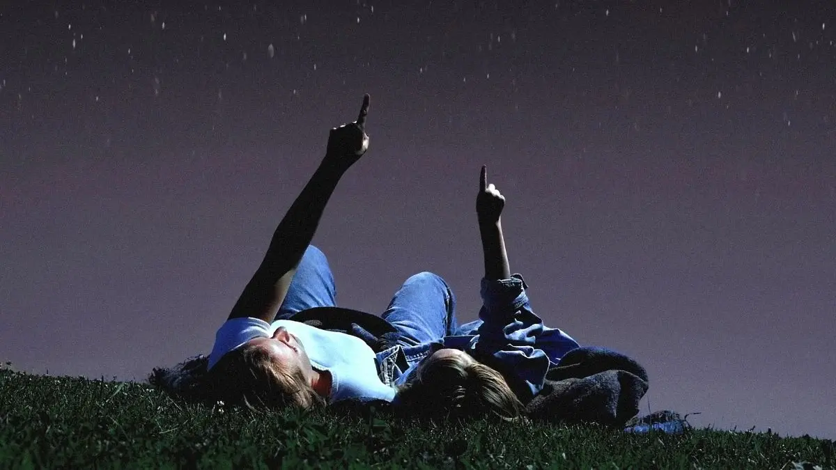 Небо “оживе”: зорепад Лірид цього року видно краще, ніж зазвичай