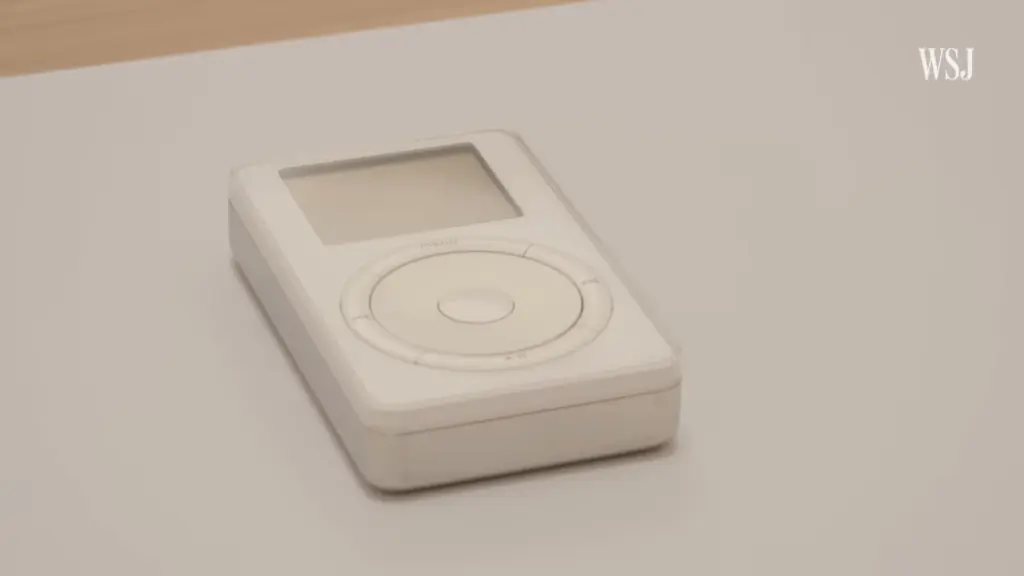 Тім Кук уперше побачив секретні прототипи Apple