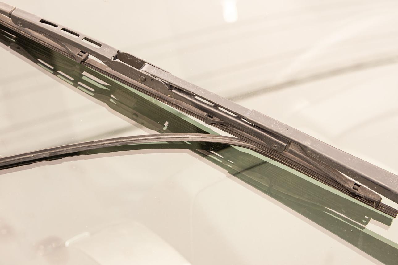 Як позбутися скрипу двірників по склу авто: шість дієвих способів