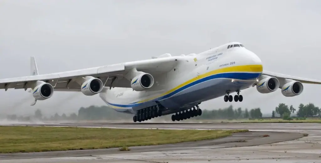 Ан-124 «Руслан»: чому цей український велетень досі не має повноцінної заміни