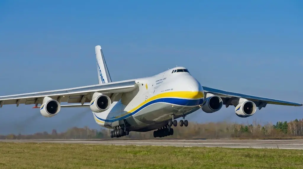 Ан-124 «Руслан»: чому цей український велетень досі не має повноцінної заміни
