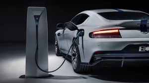 Aston Martin знову відкладає електромобіль: тепер дебют очікують не раніше 2033 року