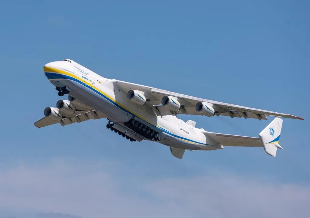 Ан-225 «Мрія»: навіщо створили найбільший вантажний літак і чому його досі ніхто не повторив